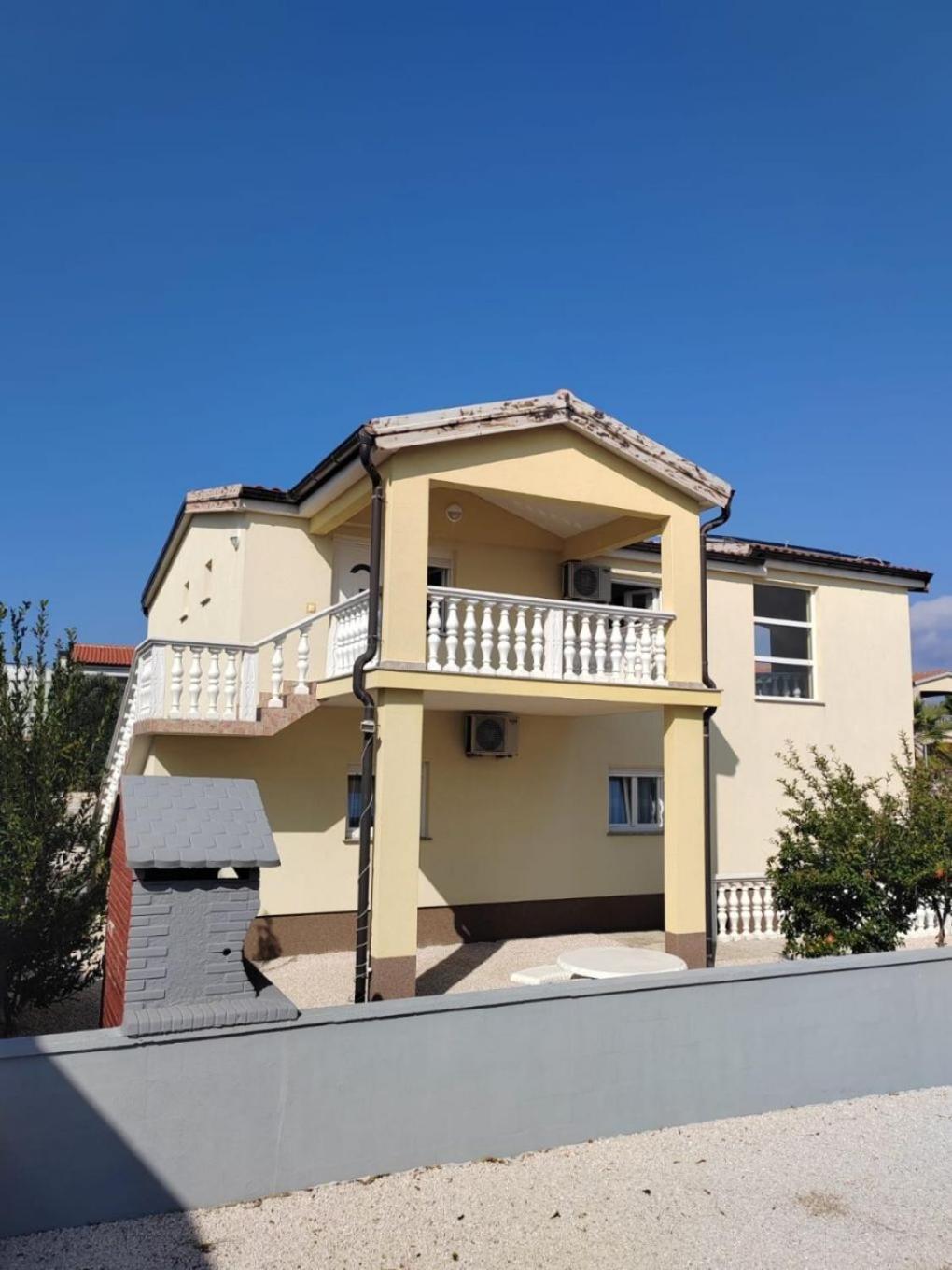 Apartments Draga - Comfortable & Afordable Vir Ngoại thất bức ảnh